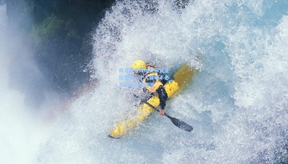 邦马蒂金球加冕印证足坛定律，个人巅峰不必与团队荣誉捆绑