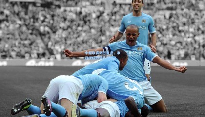 中超联赛激烈角逐，争冠保级形势扑朔迷离